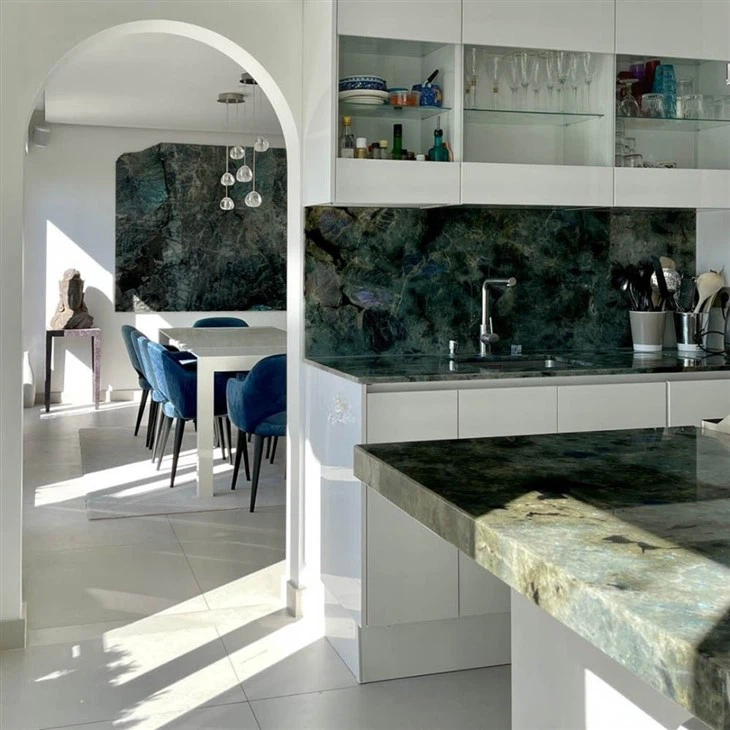 Aphrodite Quartzite Countertop